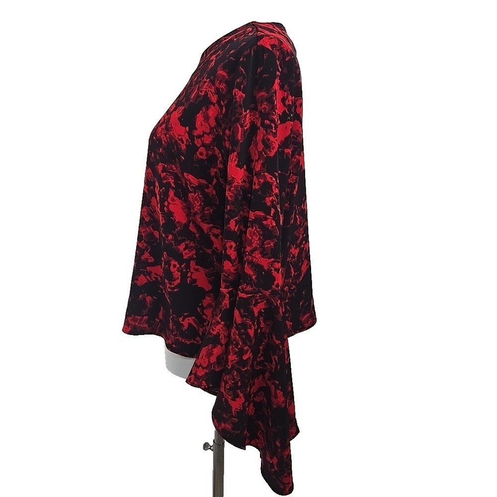 Carmen Marc Valvo Black & Red Floral Long Bell Sleeve Blouse Top Size XS - Picture 3 of 7